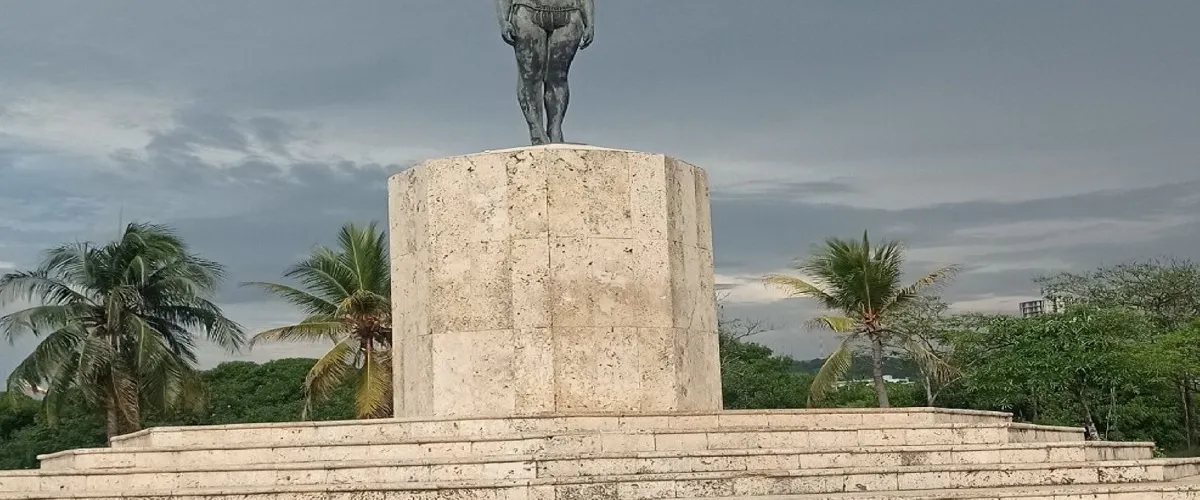 Foto 5 Monumento a la India Catalina