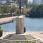 Foto 2 Monumento a la India Catalina